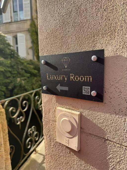 Luxury Room - Havre De Paix Avec Jacuzzi Prive Bar-le-Duc Exterior photo